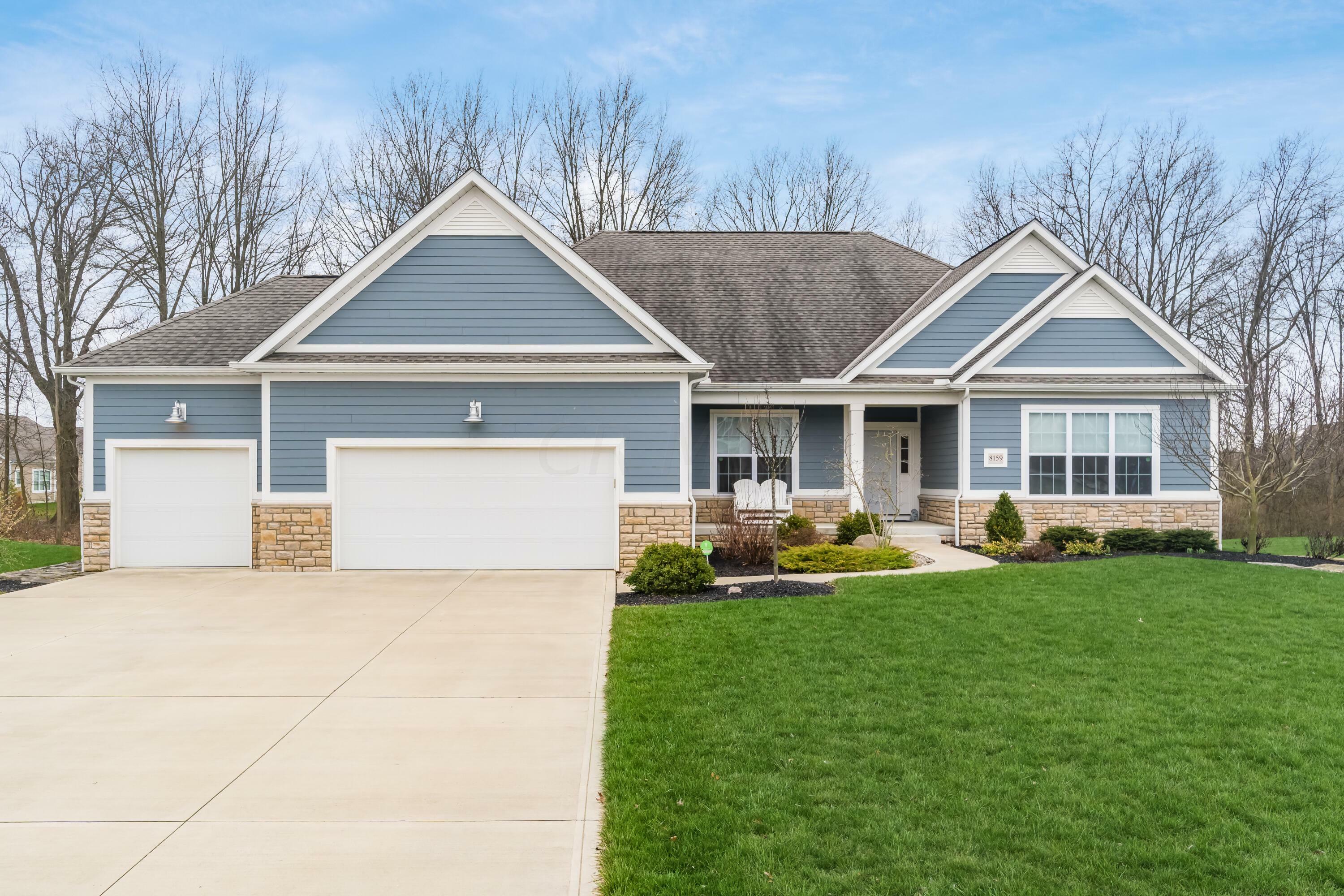 Property Photo: 8159 White Cross NW Court OH 43147