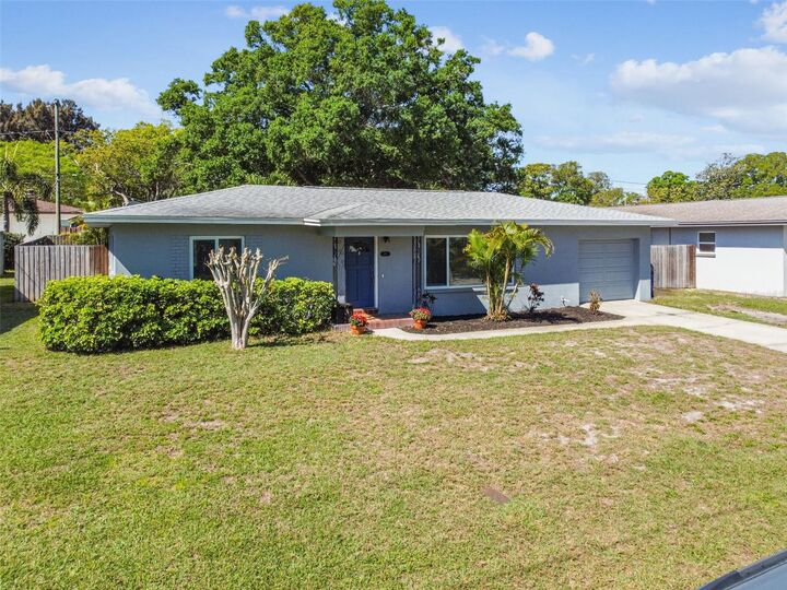 Property Photo:  1518 S Fredrica Avenue  FL 33756 