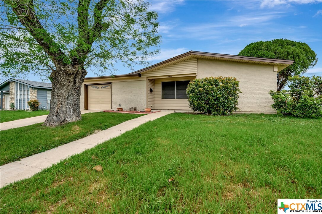 Property Photo:  1204 Chippendale Drive  TX 76549 