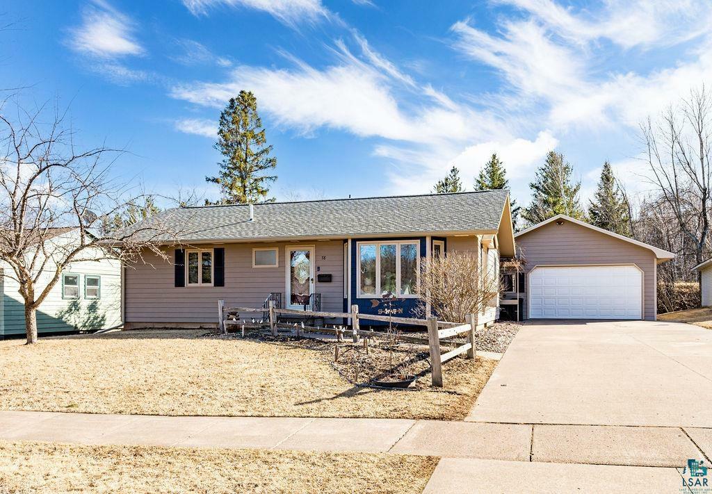 Property Photo:  78 Hays Cr  MN 55614 