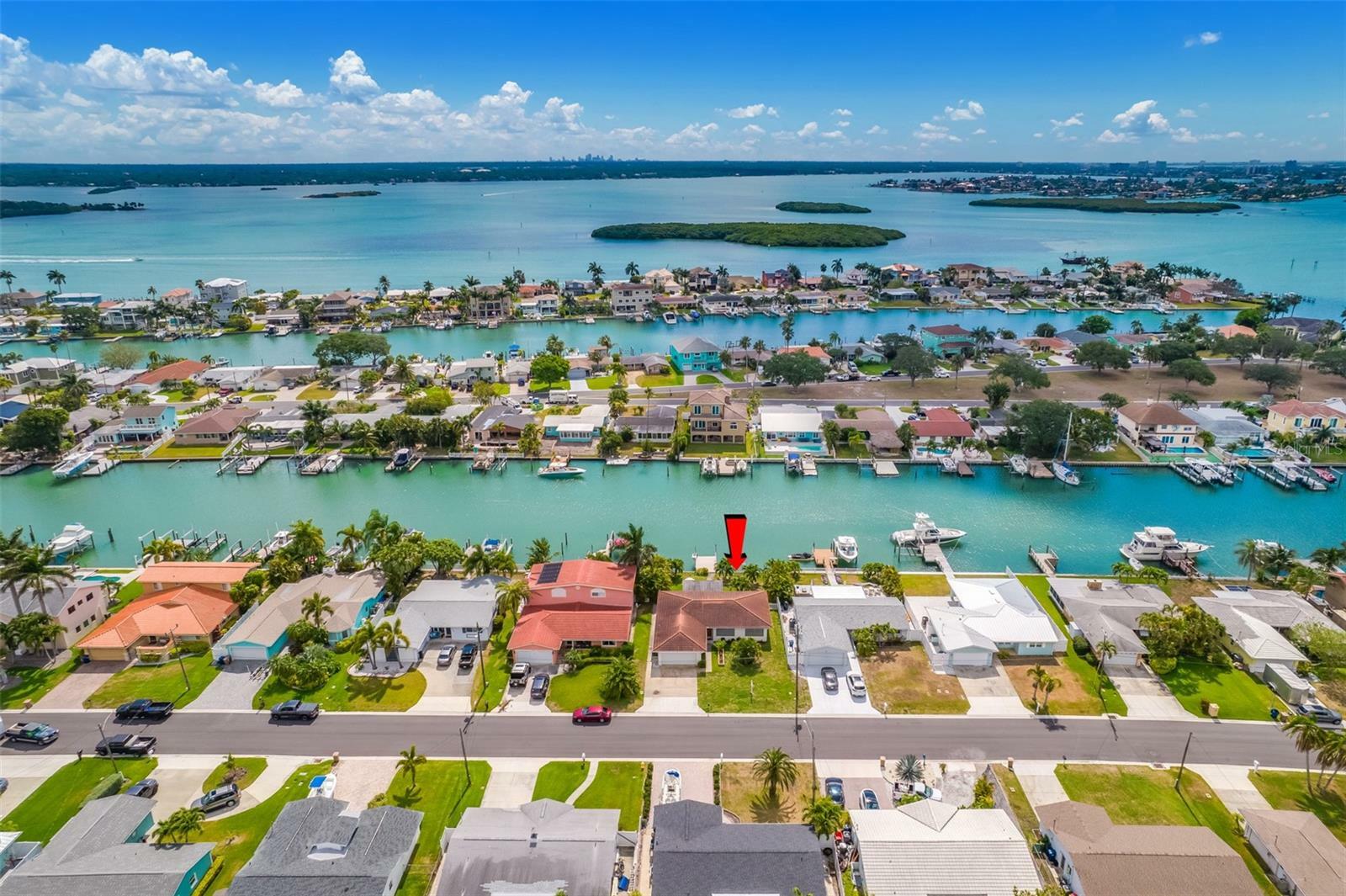Property Photo: 513 Crystal Drive FL 33708