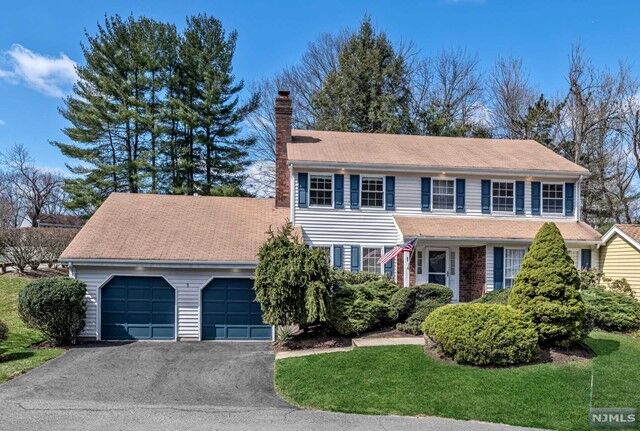 Property Photo:  1 Pueblo Circle  NJ 07470 