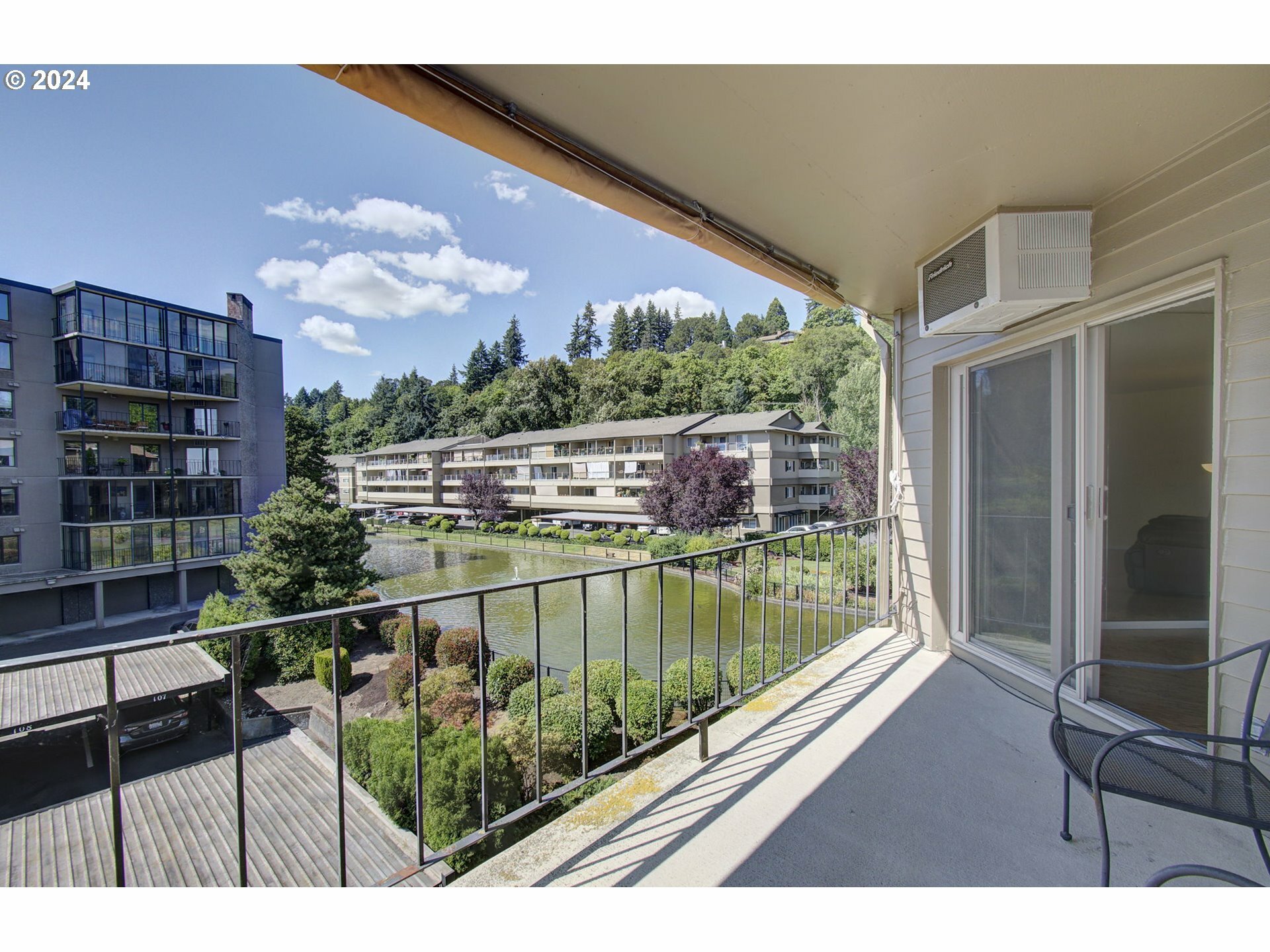 Property Photo:  5565 E Evergreen Blvd 3309  WA 98661 