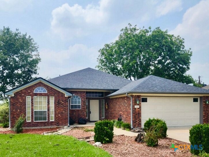 Property Photo:  2120 Carriage House Drive  TX 76502 