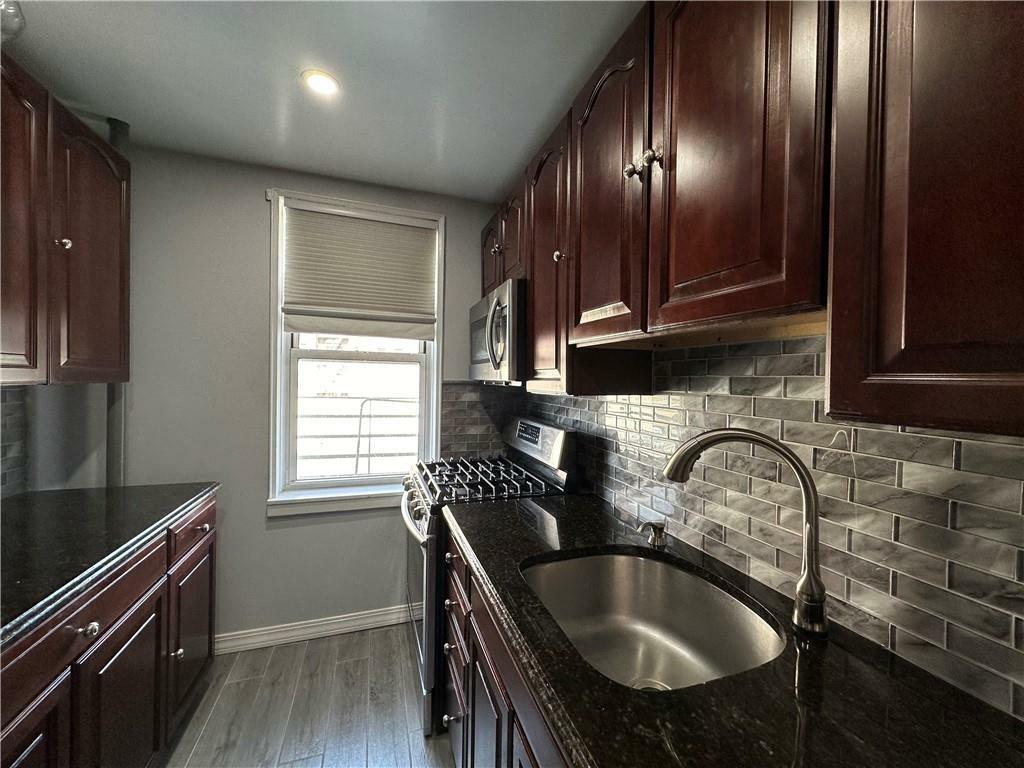 Property Photo:  355 Bronx River Road 5 D  NY 10704 