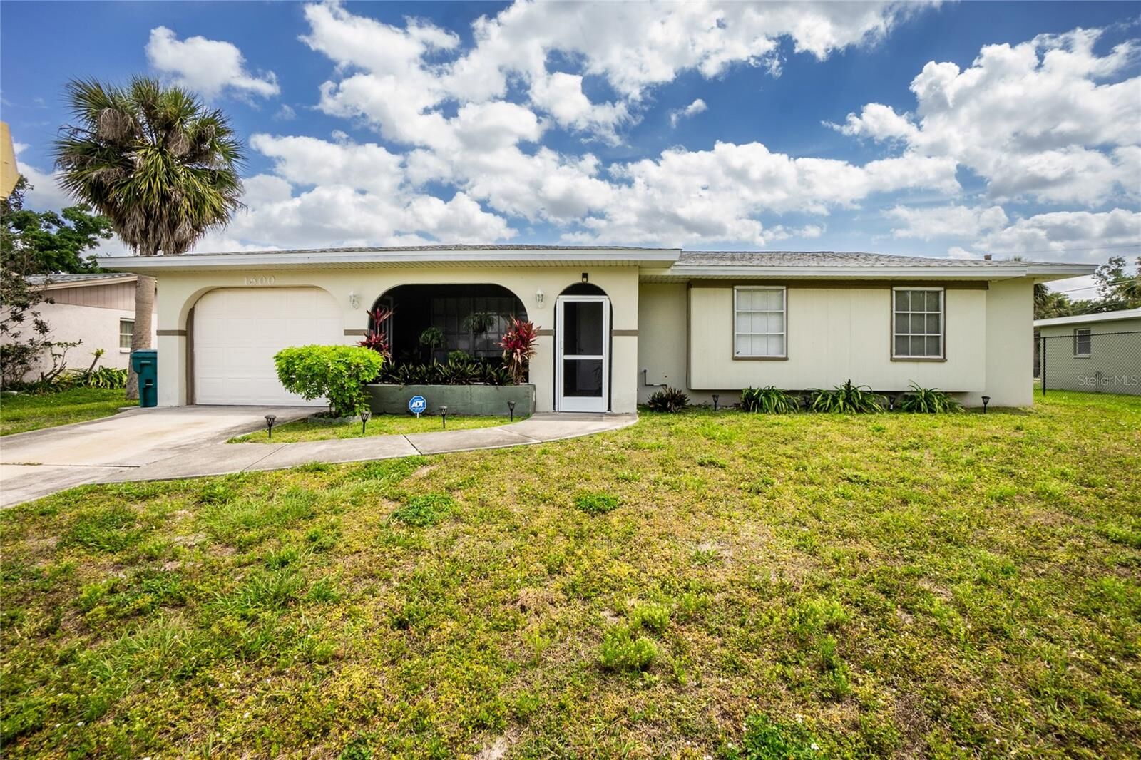 Property Photo:  1600 Harmony Drive  FL 33952 