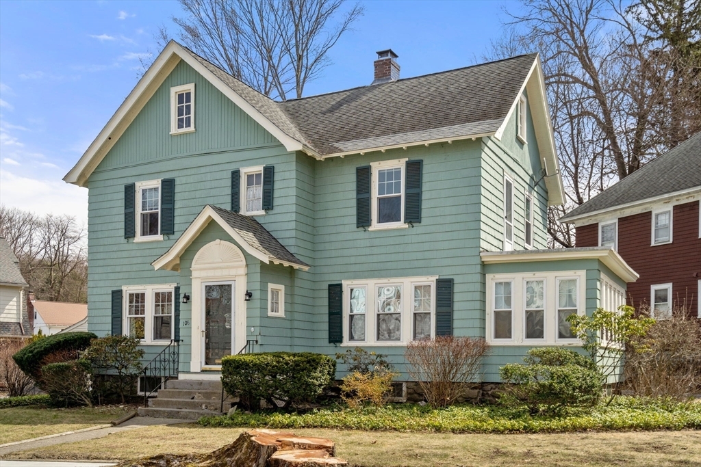 Property Photo:  108 Longfellow Rd  MA 01602 