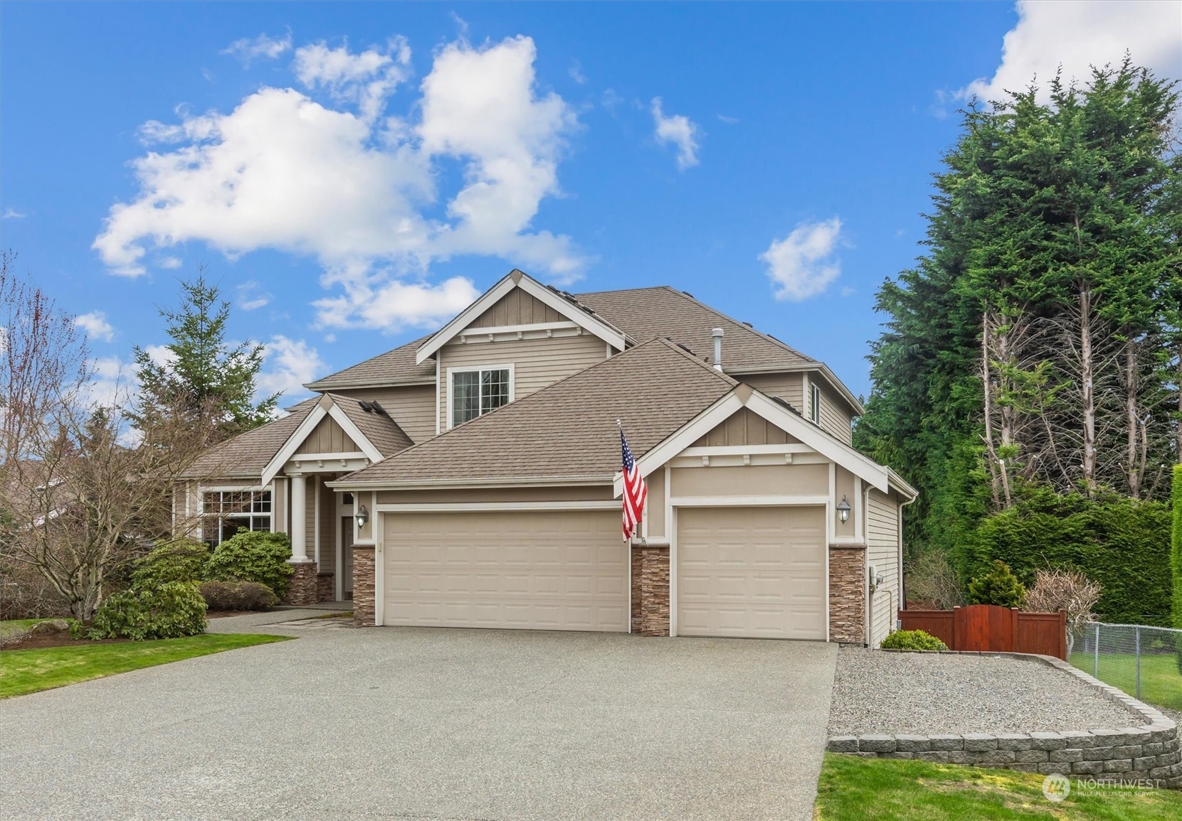 Property Photo:  22031 Brier Road  WA 98036 