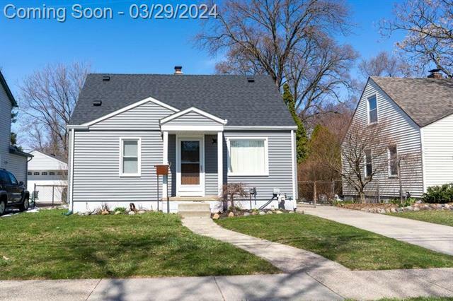 Property Photo:  1113 N Whitcomb Avenue  MI 48073 