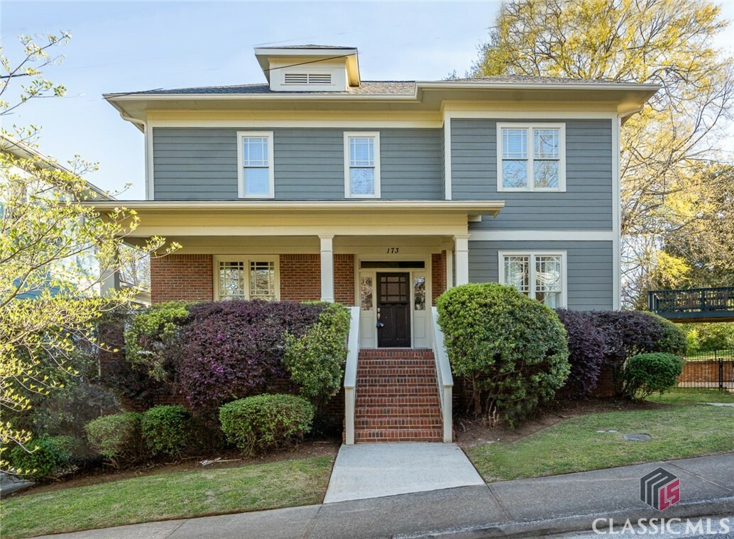 Property Photo:  173 Easy Street  GA 30601 