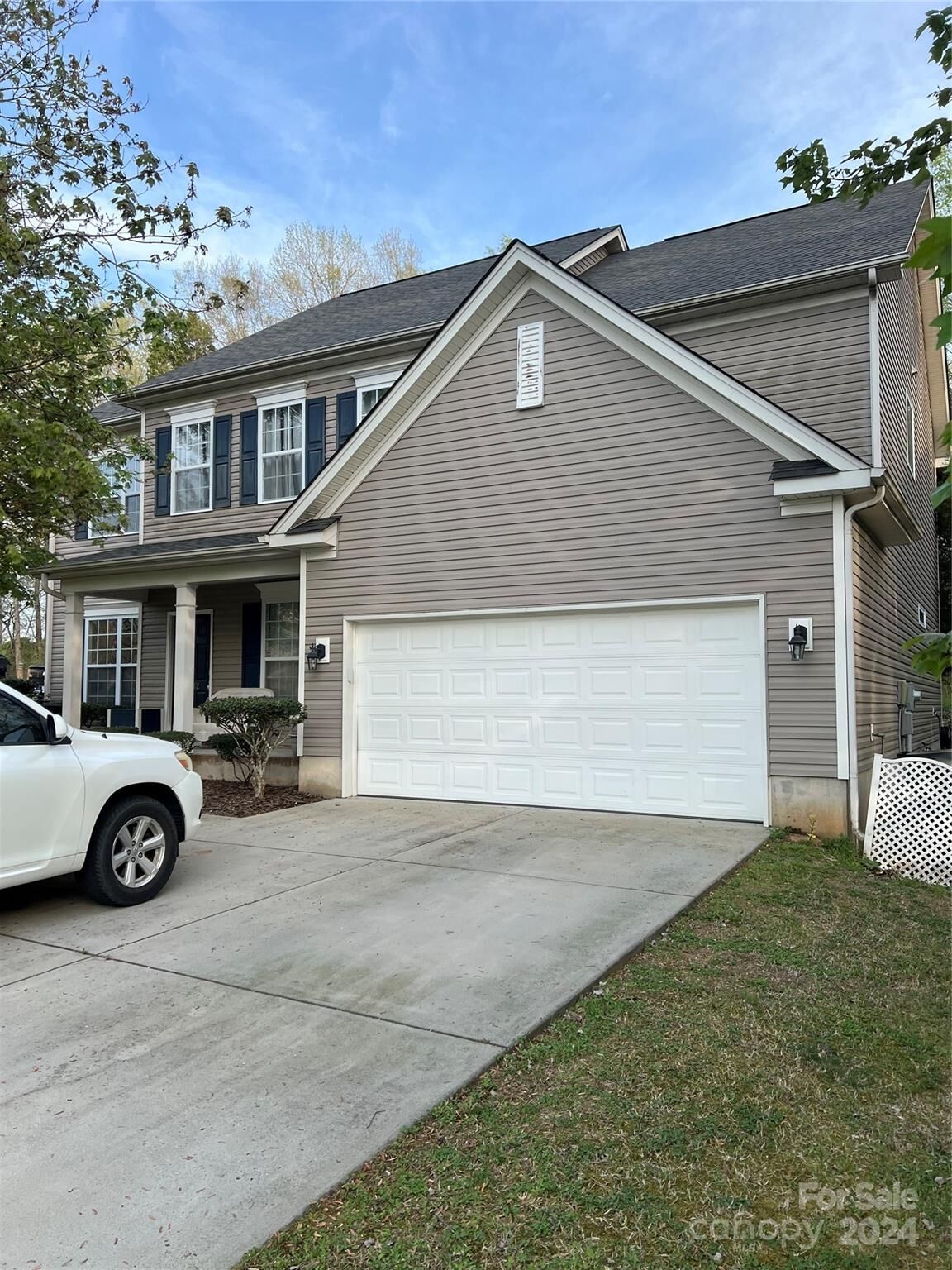 Property Photo:  8212 Four Sisters Lane  NC 28215 