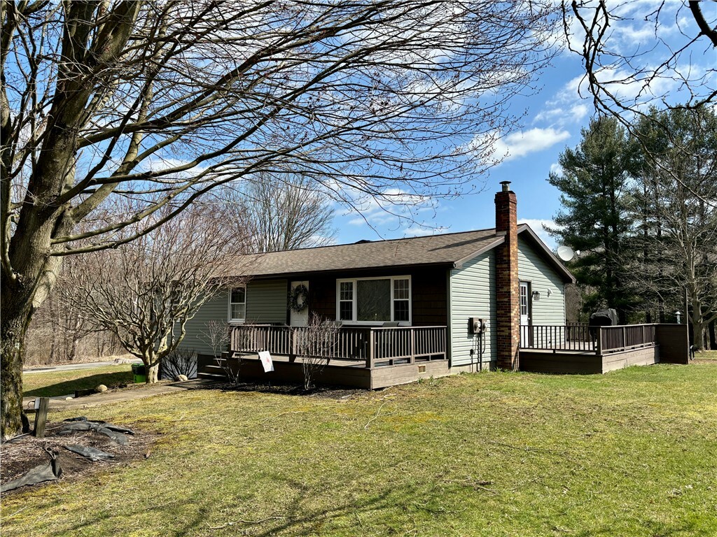 Property Photo:  23864 Thornapple Drive  PA 16403 