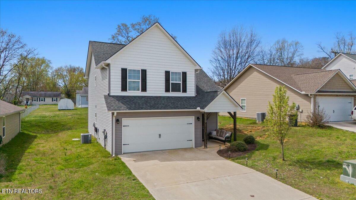 3645 Flowering Vine Way  Knoxville TN 37917 photo