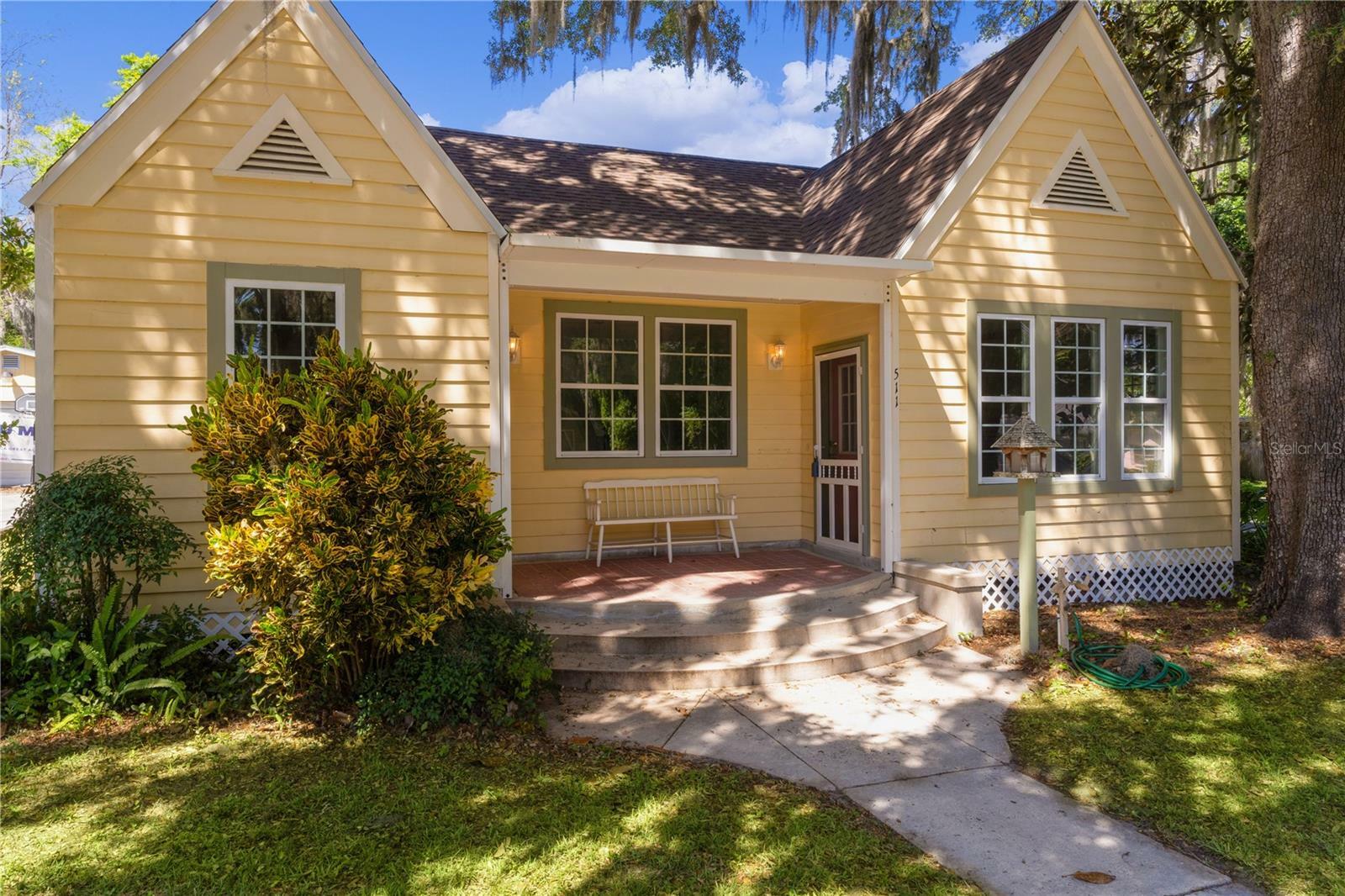 Property Photo:  511 Perkins Street  FL 34748 