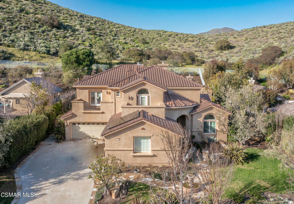 Property Photo:  5545 Via Mira Flores  CA 91320 