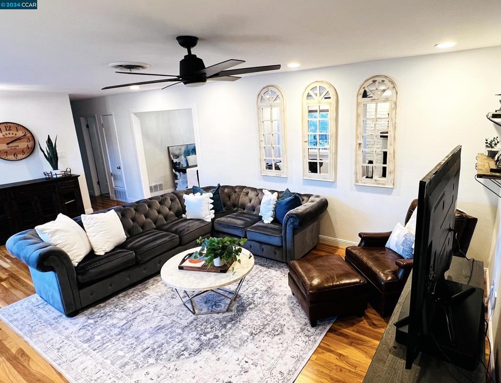 Property Photo:  2075 Mallard Dr  CA 94597 
