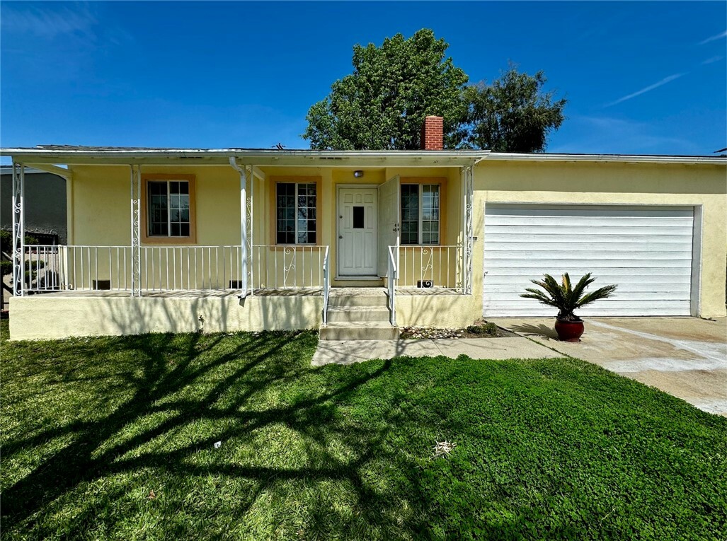 Property Photo:  11321 Indiana Street  CA 90601 