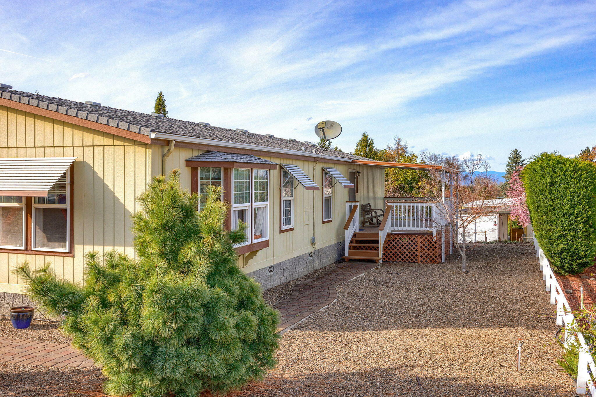 Property Photo:  3955 S Stage Road 87  OR 97501 