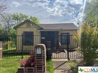 Property Photo: 906 Parmer Avenue TX 76541