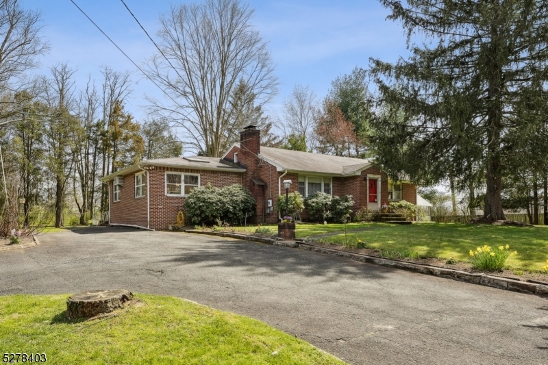 Property Photo:  685 Shunpike Rd  NJ 07935 