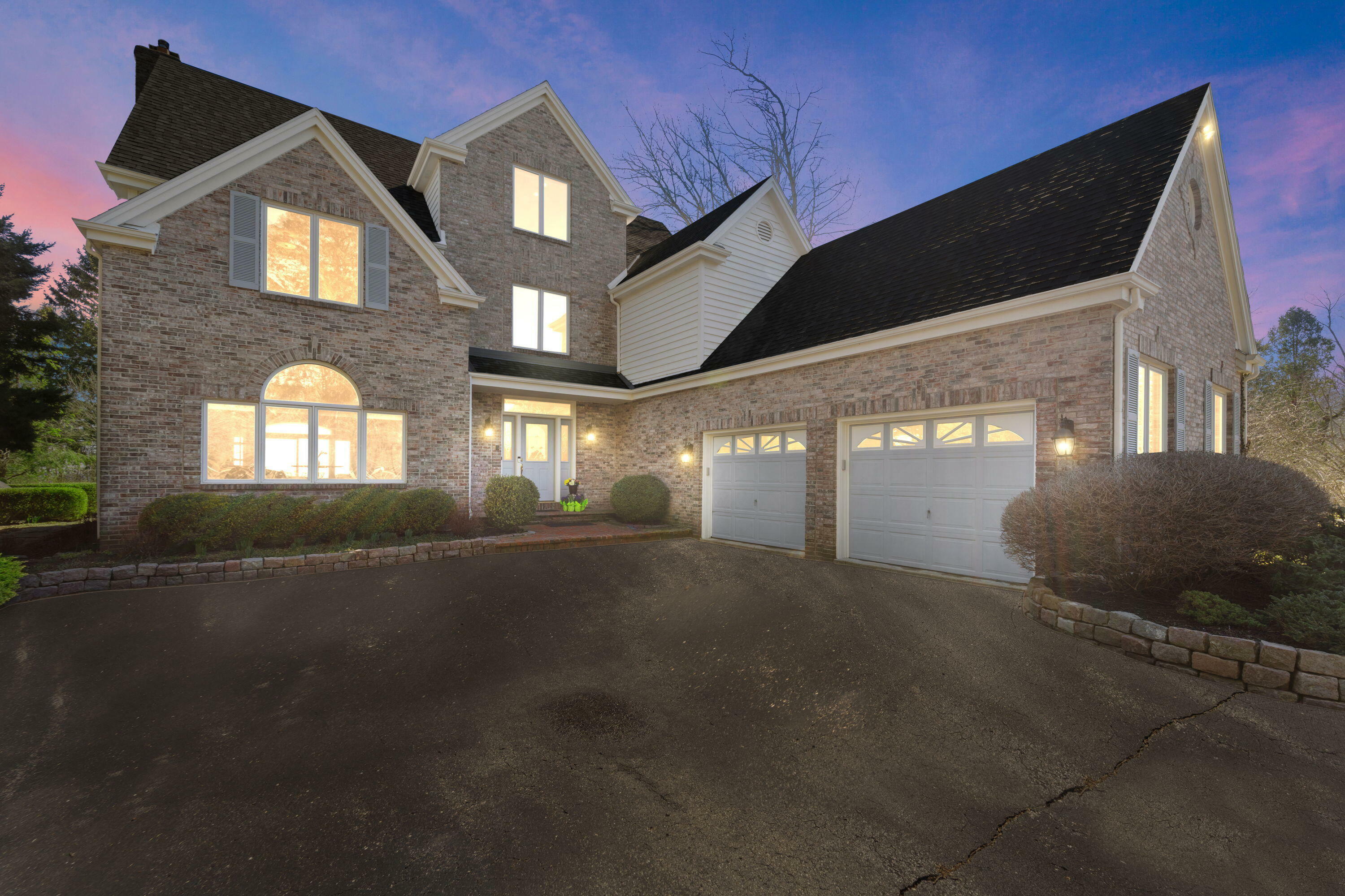 12232 N Lake Shore Dr  Mequon WI 53092 photo