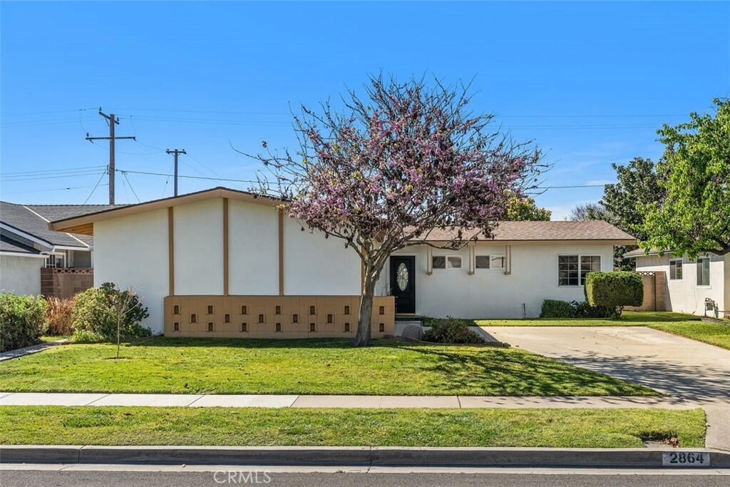 Property Photo:  2864 W Westhaven Drive  CA 92804 