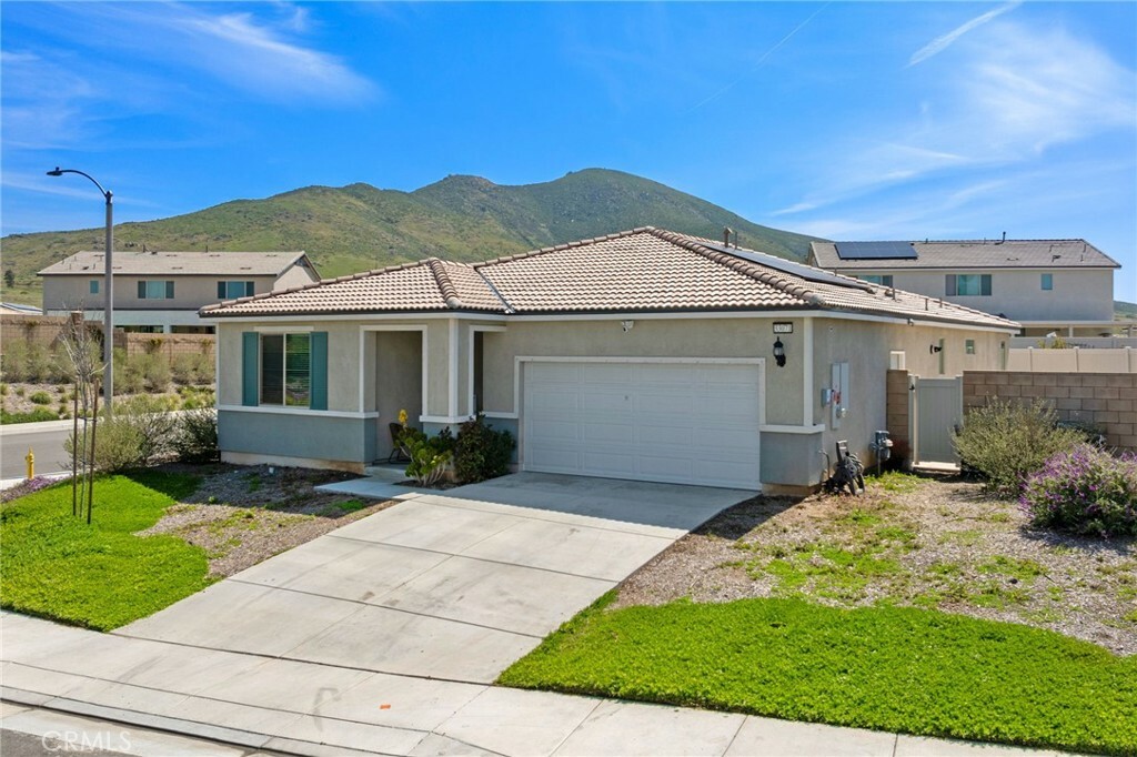 33071 Mourvedre Court  Winchester CA 92596 photo