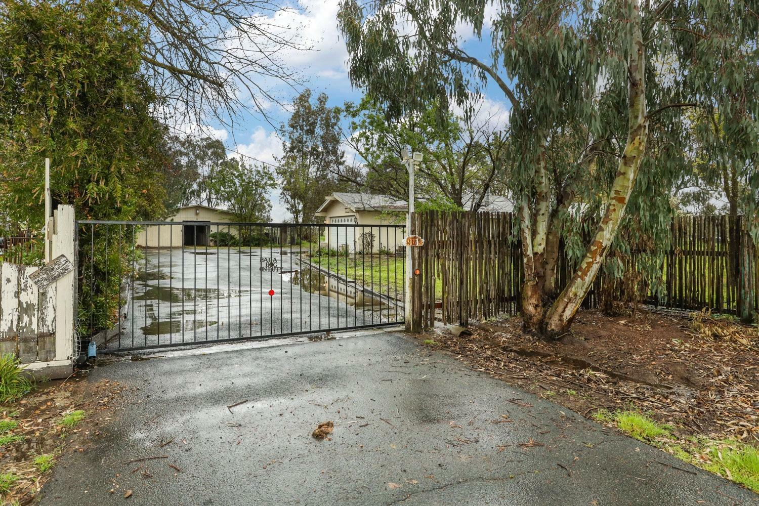 Property Photo:  28248 N Mackville Road  CA 95227 