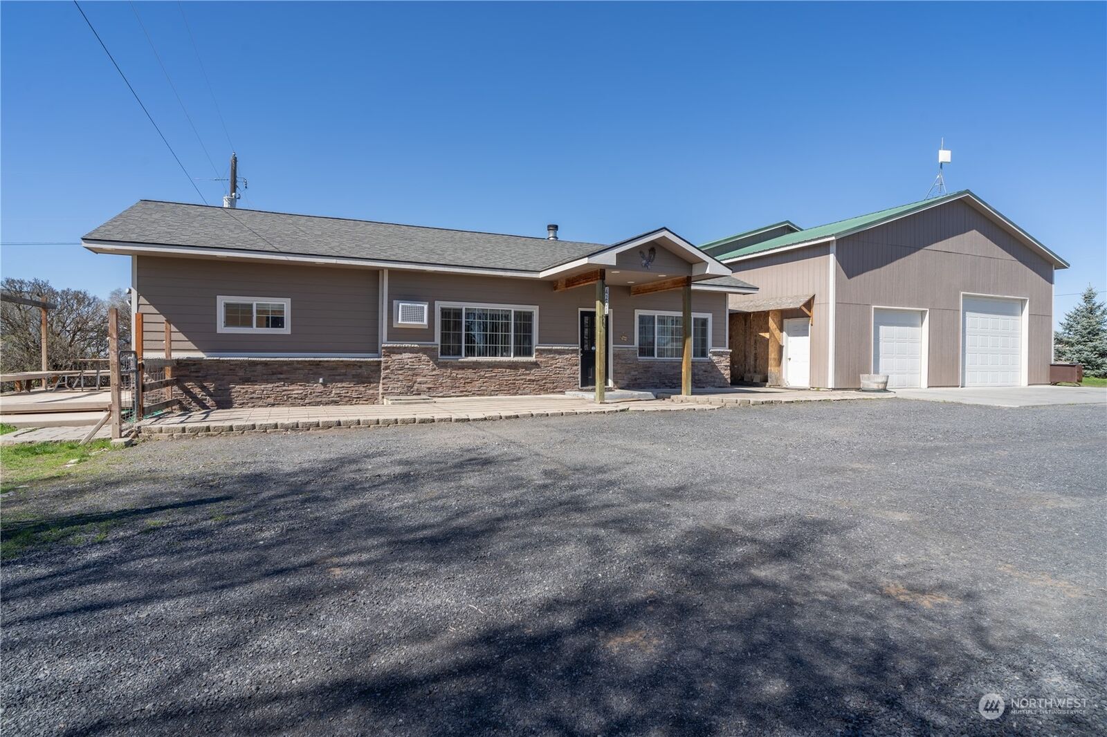 Property Photo: 4201 Road 6.5 NE WA 98837