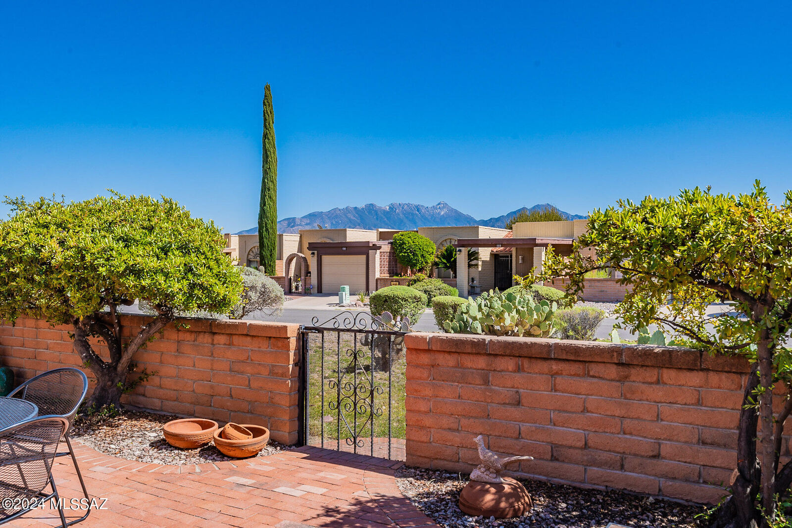 Property Photo: 1521 W Via Del Jarrito AZ 85622