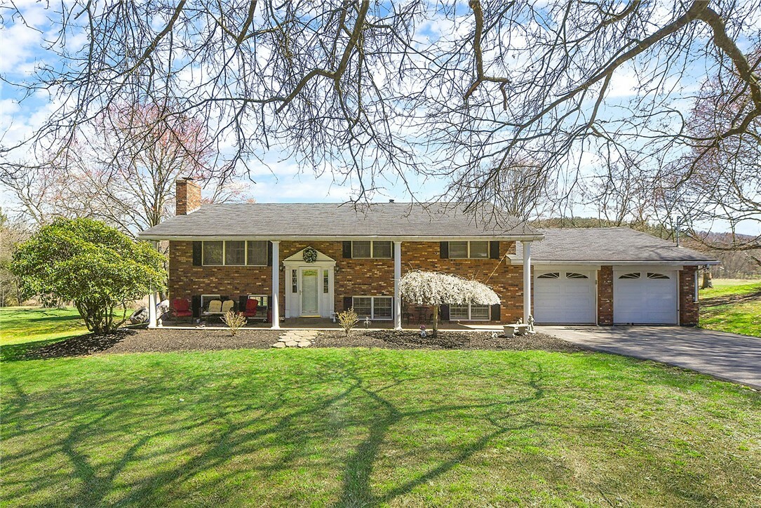 Property Photo:  548 Harpers Ferry Road  PA 16117 