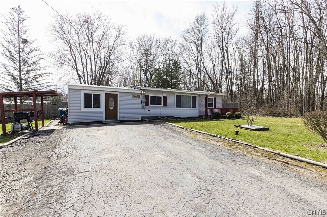 Property Photo:  7476 E Murray Drive  NY 13039 