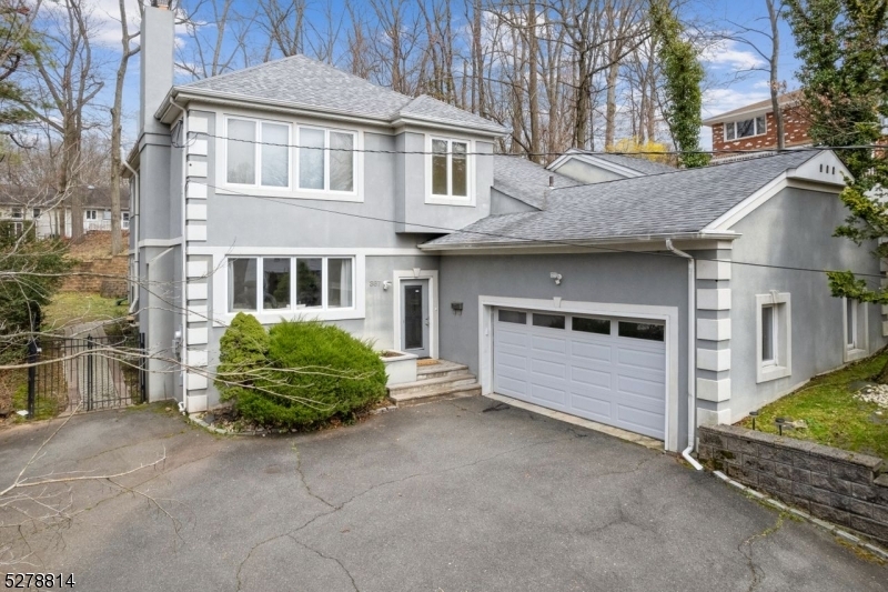 Property Photo: 387 Roberts Ln NJ 07076