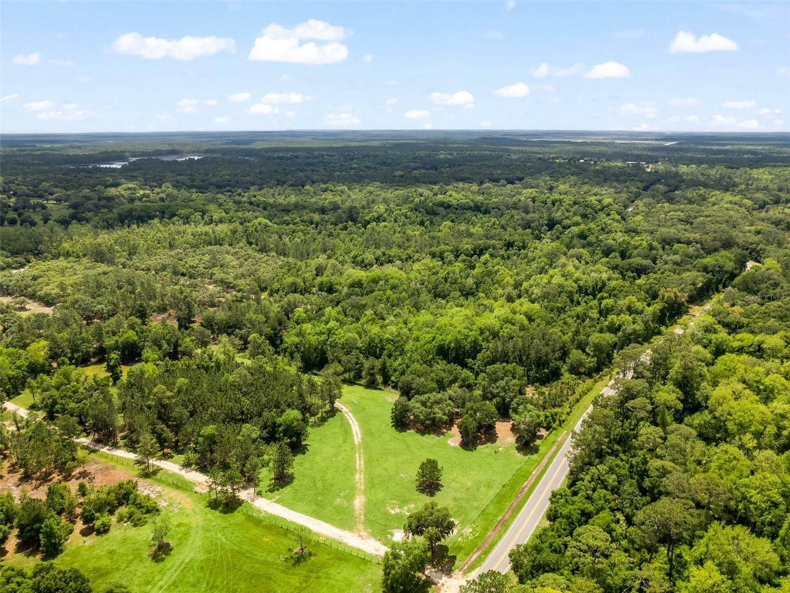 Property Photo: SE 182nd Avenue Rd FL 32179