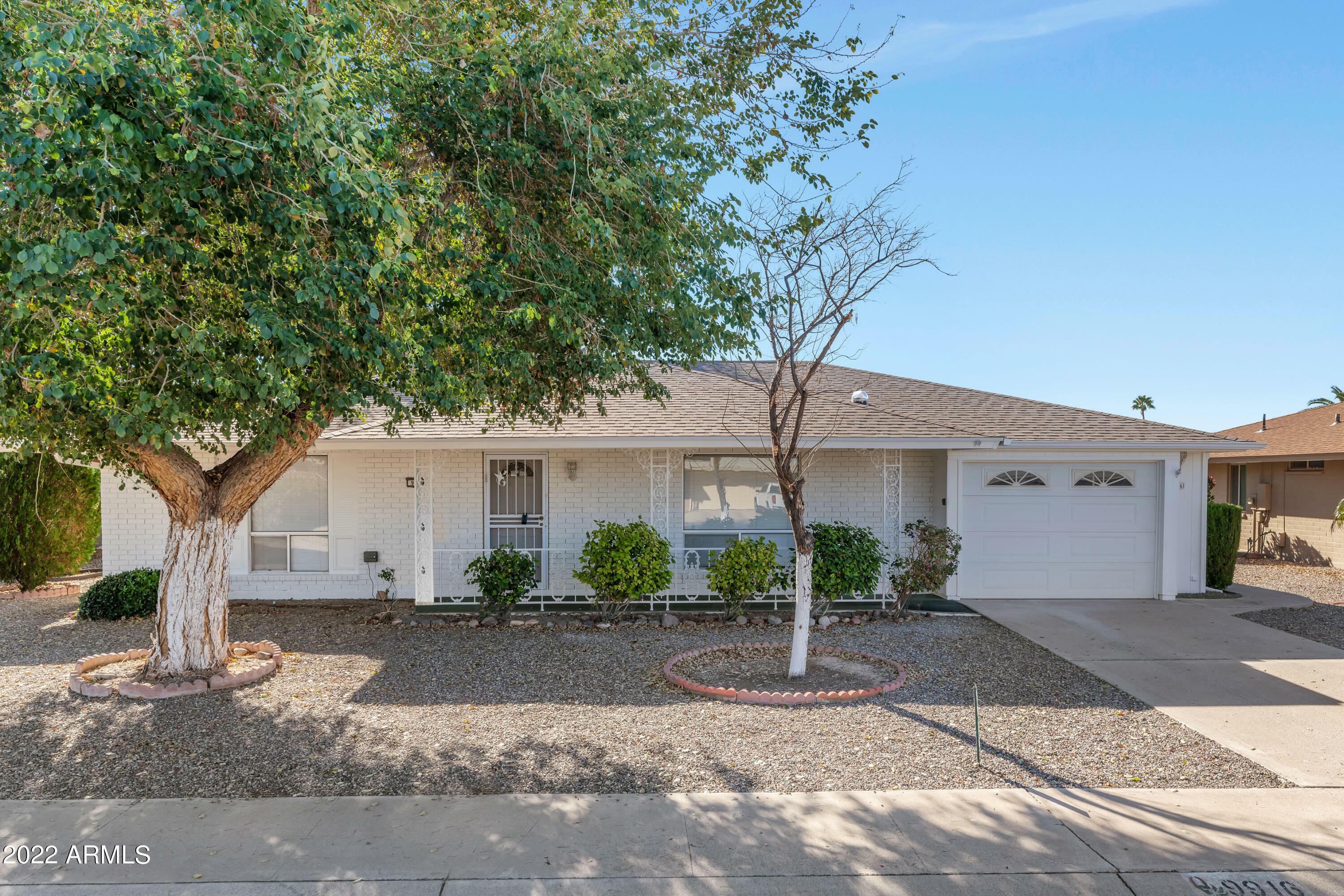 Property Photo:  9916 W Kingswood Circle  AZ 85351 