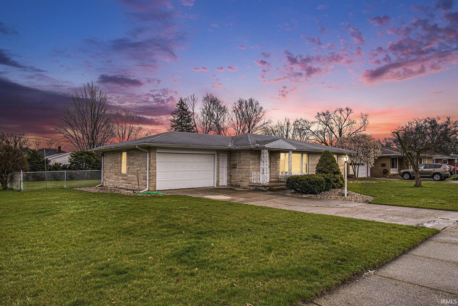 Property Photo:  200 Homan Avenue  IN 46516-5061 