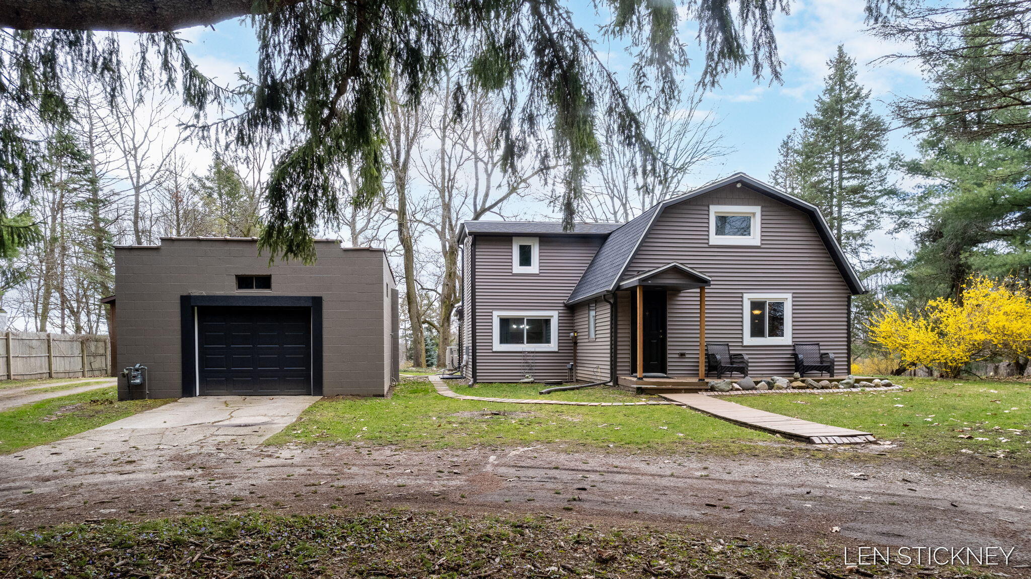 Property Photo: 3802 Knapp Street NE MI 49525