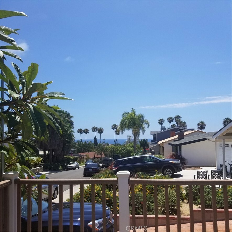 Property Photo:  168 W Avenida Cornelio  CA 92672 