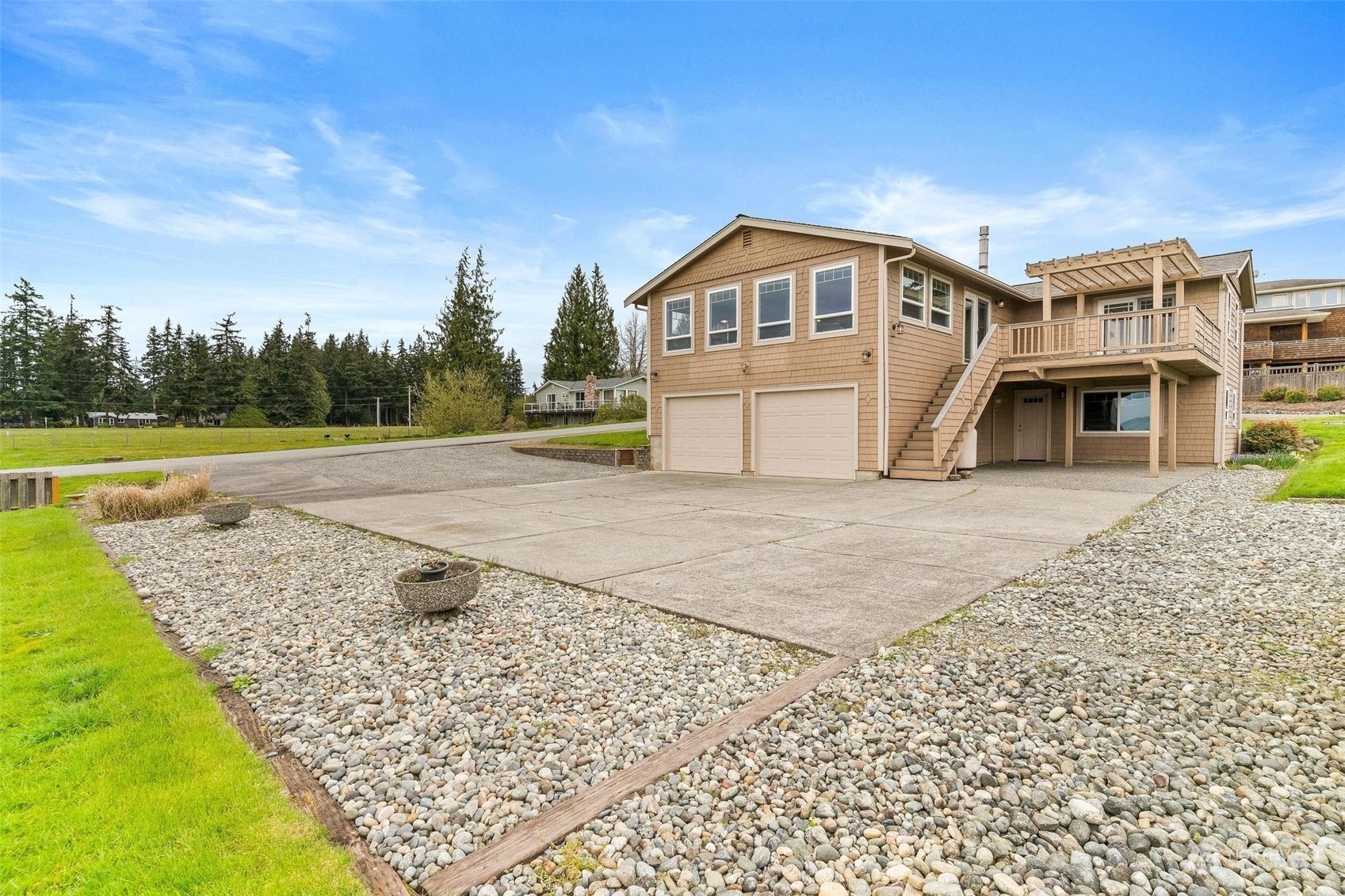 Property Photo:  2782 Homestead Avenue  WA 98237 