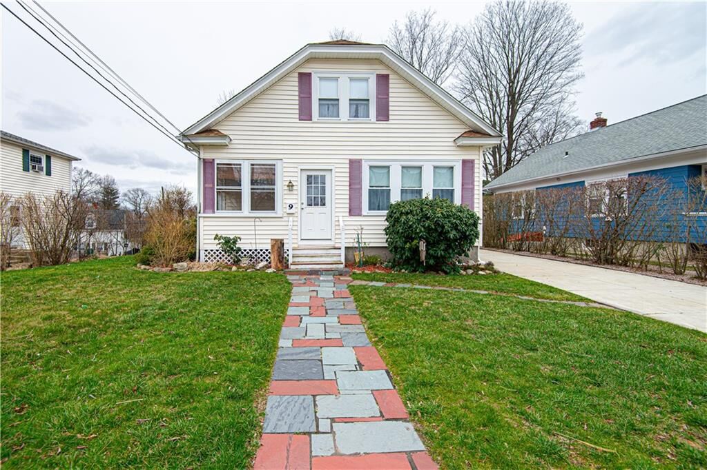 Property Photo:  7 East Avenue  RI 02865 