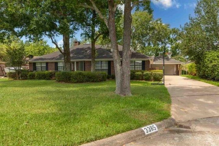 Property Photo:  3385 Shady Hollow Ln.  TX 77706 