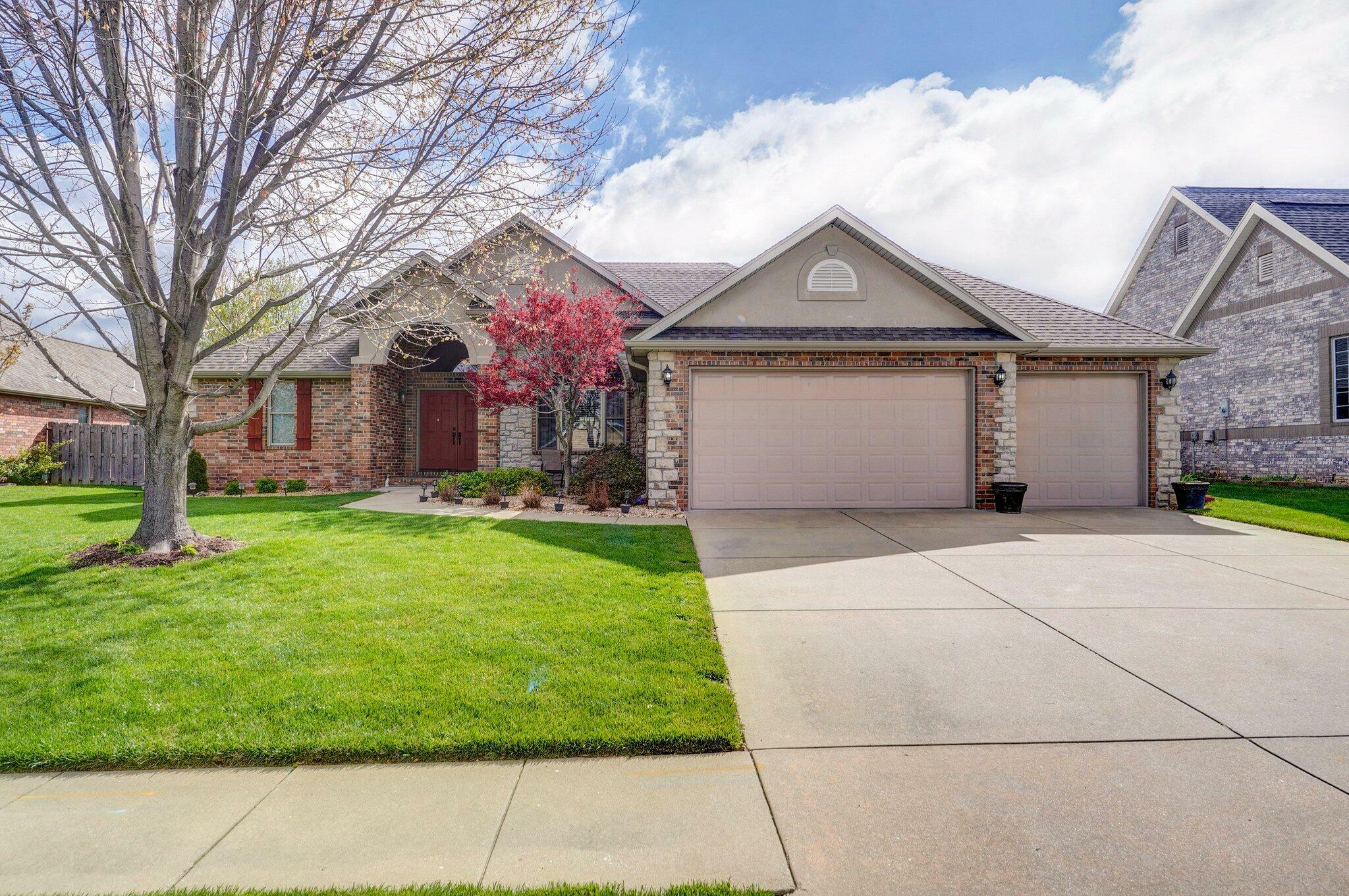 Property Photo: 3968 N Sheedy Avenue MO 65803