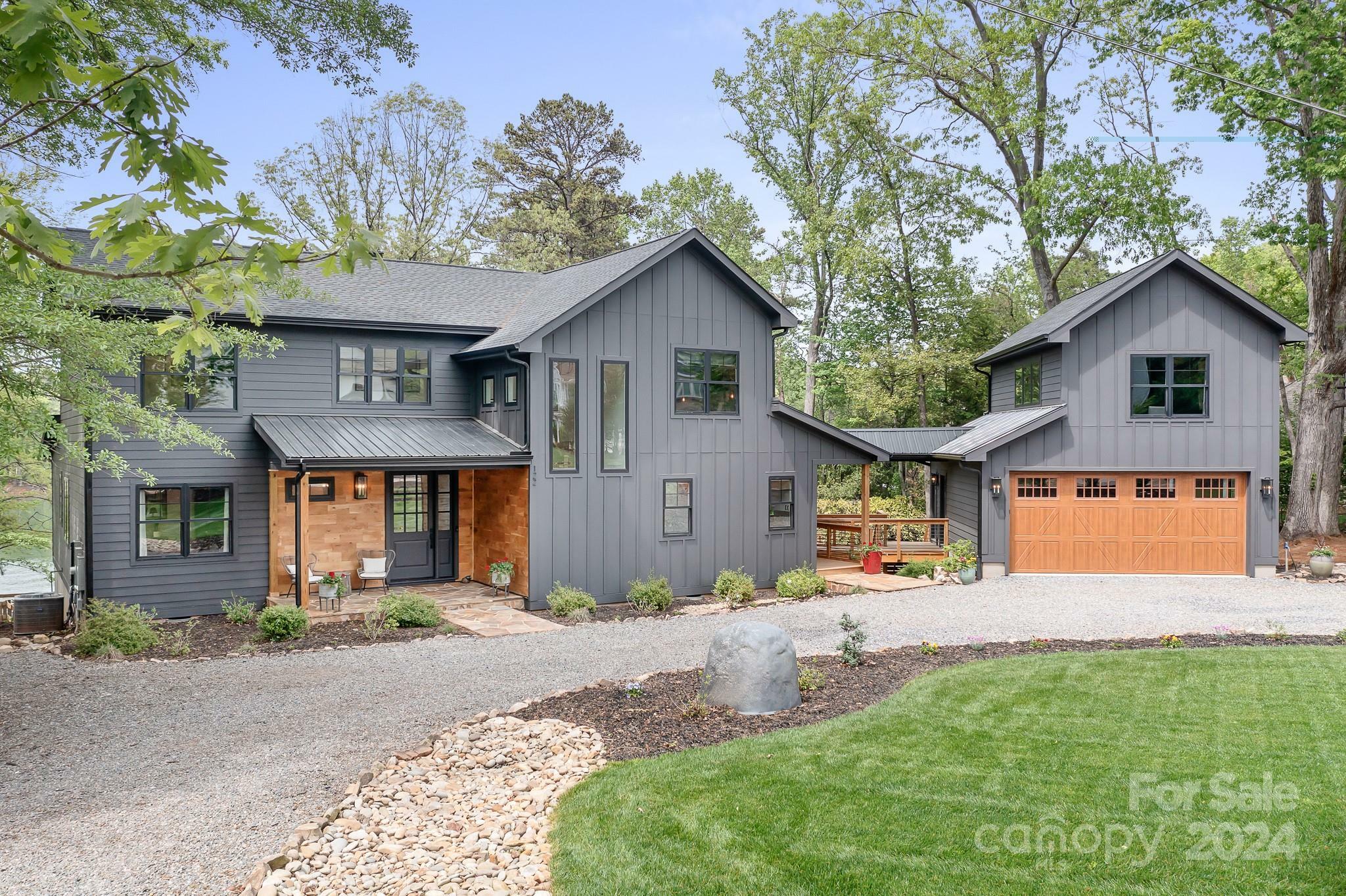 Property Photo: 122 Yellow Jacket Circle NC 28117