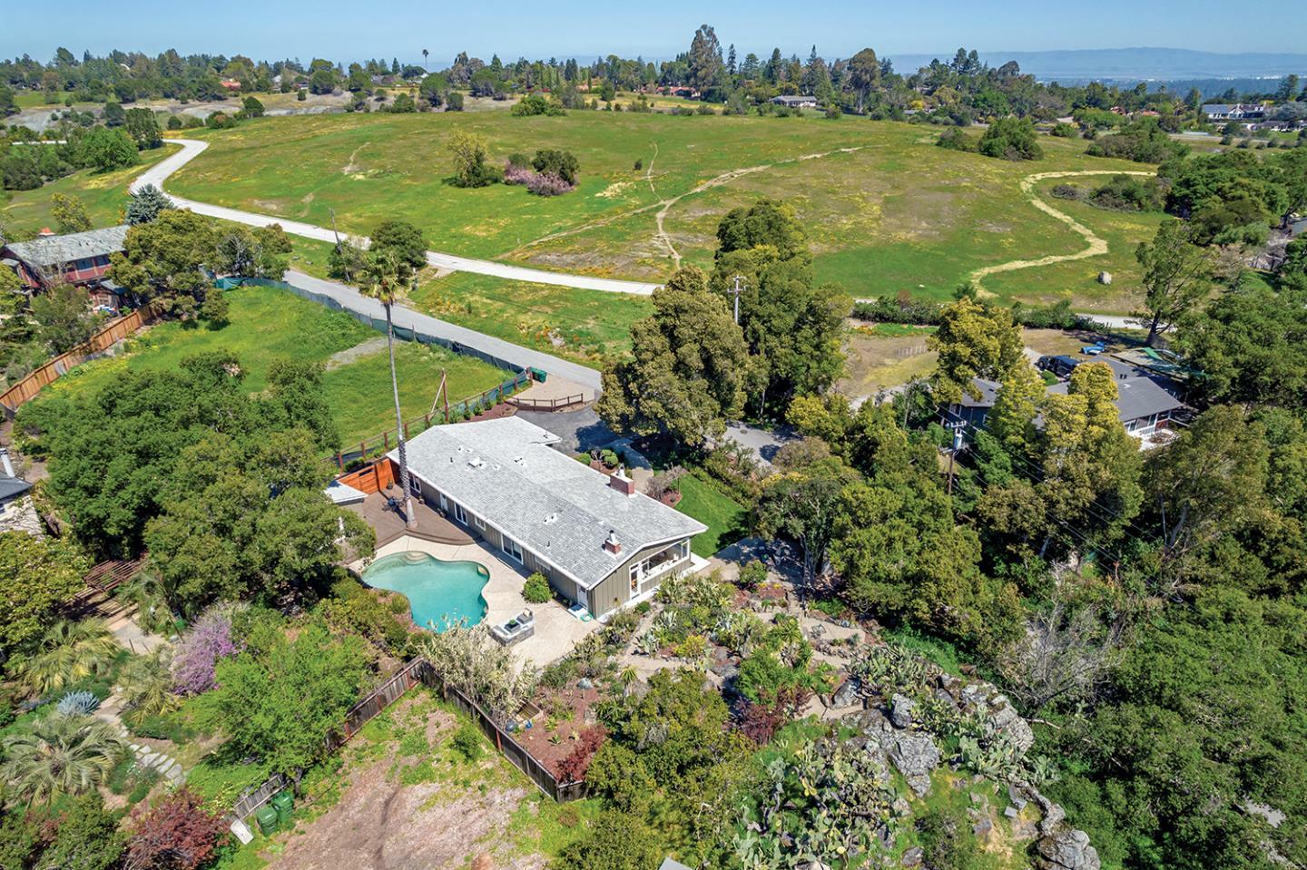 Property Photo:  160 Alta Mesa Road  CA 94062 