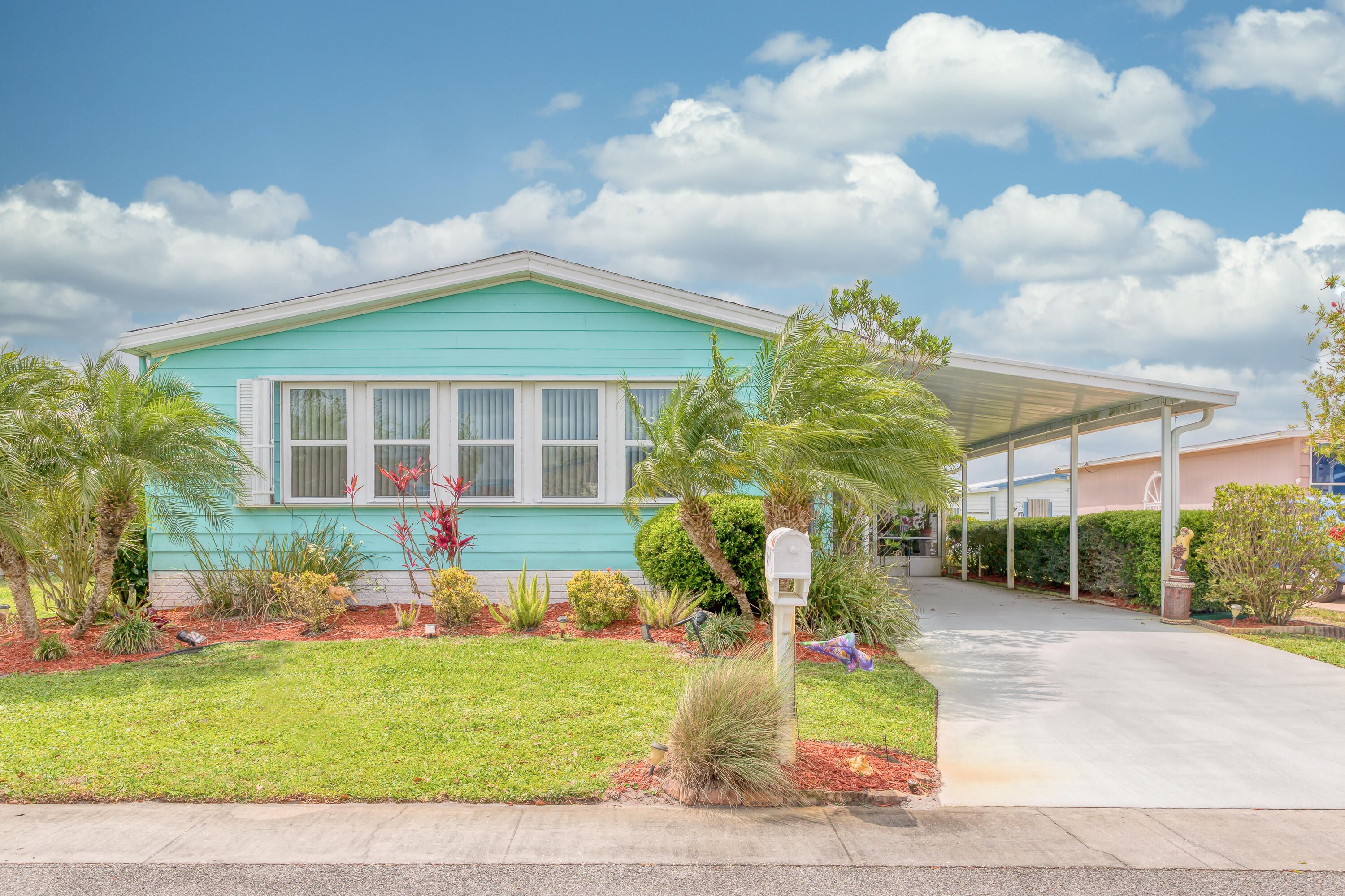 Property Photo:  526 Susan Drive  FL 32904 
