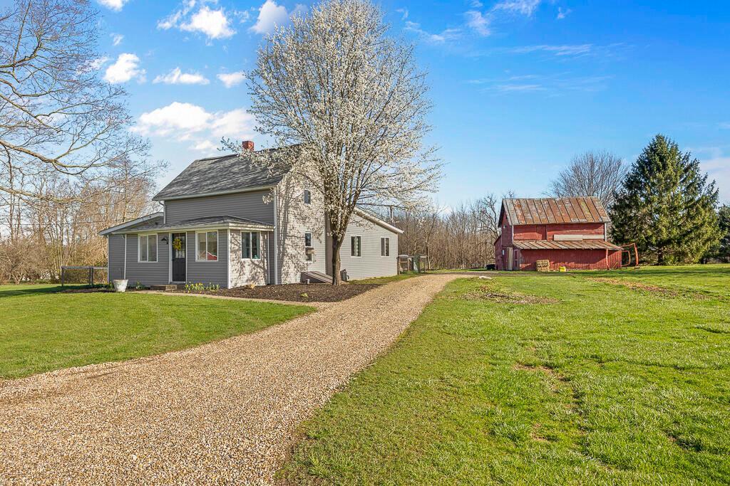 Property Photo: 18217 Hopewell Road OH 43050