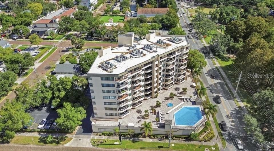 Property Photo: 401 E Robinson Street 504 FL 32801