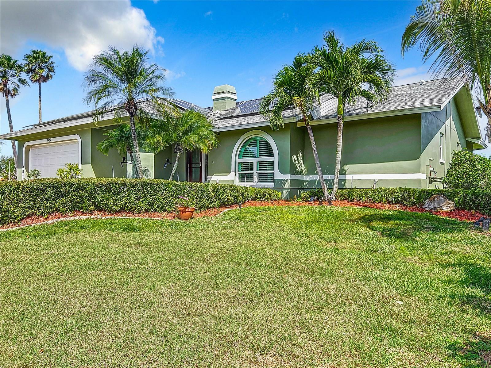 Property Photo:  945 Symphony Isles Boulevard  FL 33572 