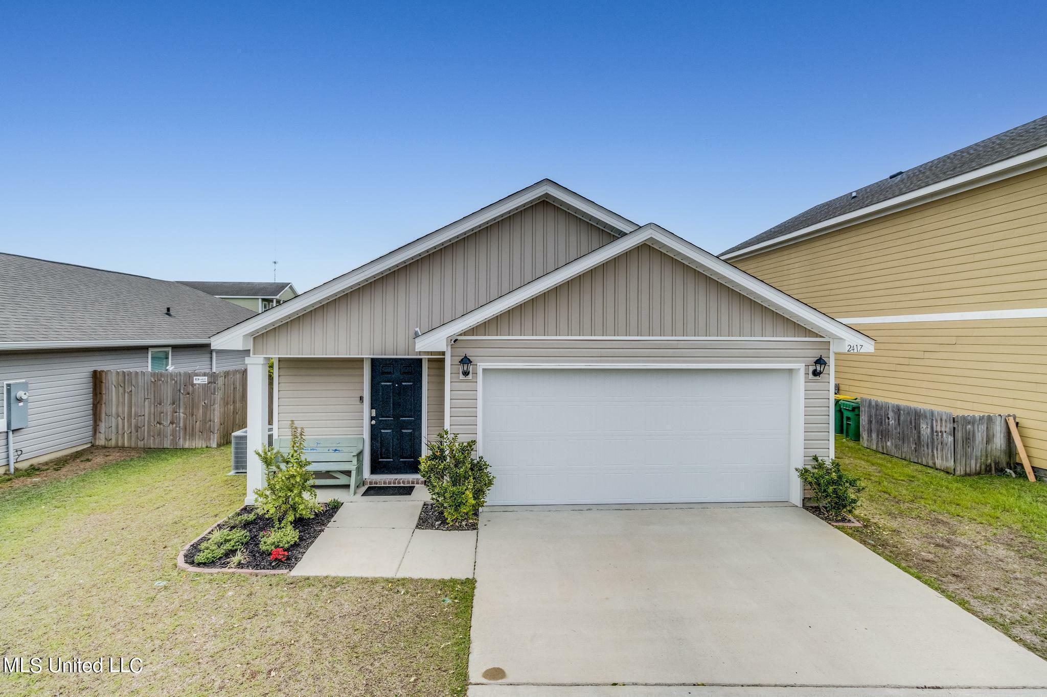 Property Photo:  2417 Gladiolus Street  MS 39564 