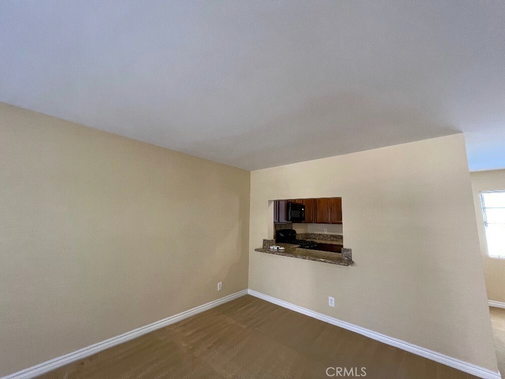 Property Photo:  3101 Plaza Del Amo 32  CA 90503 